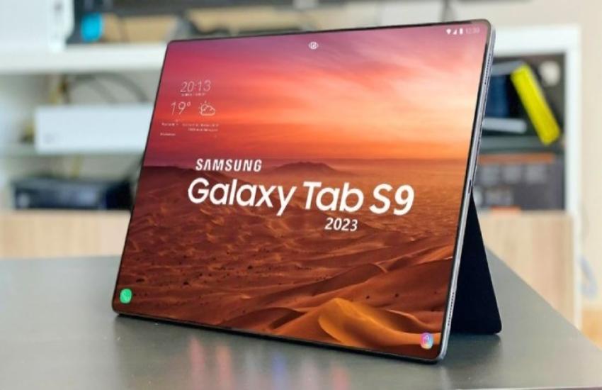 Cầm máy tính bảng Samsung