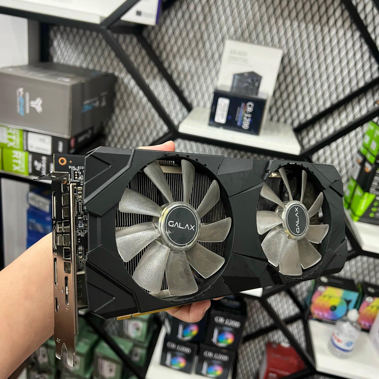 Cầm VGA / Card màn hình
